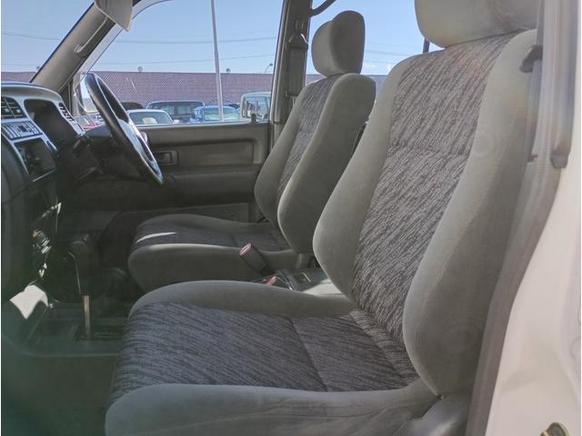 ビッグホーン ＸＳプレジール　ロング☆４ＷＤ☆禁煙☆修復歴無☆　☆ディーゼル☆ポータブルオーディオ☆ＴＶ☆バックカメラ☆ＥＴＣ☆サイドステップ☆背面タイヤ☆走行９．３万Ｋｍ☆修復歴無☆車検８年１２月☆（43枚目）