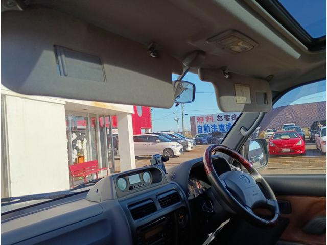 ランドクルーザープラド TX パッケージIII☆4WD☆禁煙☆修復歴無☆ ☆ムーンルーフ動作確認済☆ヴィンテージレザー調シートカバー☆ETC☆ルーフレール☆社外グリル&ヘッドライト☆DEANクロスカントリー&BFグッドリッチホワイトレター☆(41枚目)