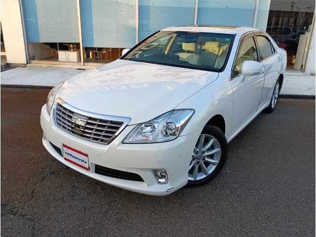 クラウン ロイヤルサルーンi-Four Uパッケージ☆4WD☆ ☆サンルーフ☆メーカーナビ☆フルセグTV☆Bluetooth☆バックカメラ☆本革シート☆パワーシート☆シートベンチレーション☆シートヒーター☆スマートキー2個☆プッシュスタート☆ドラレコ☆ETC☆(2枚目)