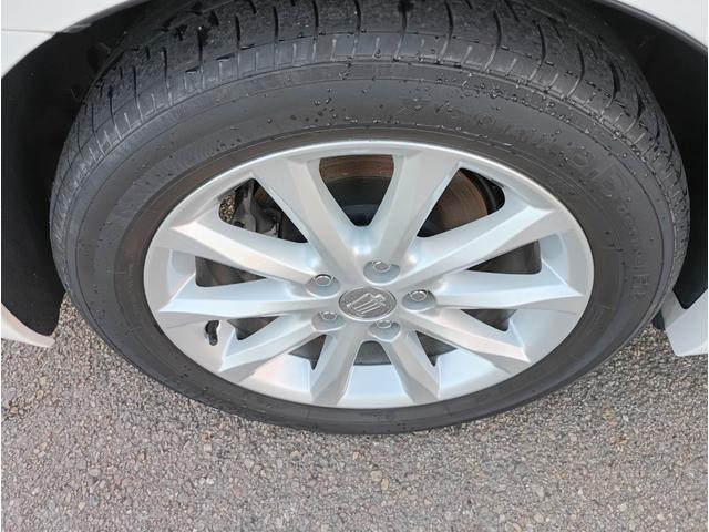 クラウン ロイヤルサルーンi-Four Uパッケージ☆4WD☆ ☆サンルーフ☆メーカーナビ☆フルセグTV☆Bluetooth☆バックカメラ☆本革シート☆パワーシート☆シートベンチレーション☆シートヒーター☆スマートキー2個☆プッシュスタート☆ドラレコ☆ETC☆(3枚目)