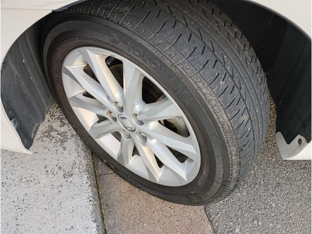 クラウン ロイヤルサルーンi-Four Uパッケージ☆4WD☆ ☆サンルーフ☆メーカーナビ☆フルセグTV☆Bluetooth☆バックカメラ☆本革シート☆パワーシート☆シートベンチレーション☆シートヒーター☆スマートキー2個☆プッシュスタート☆ドラレコ☆ETC☆(17枚目)