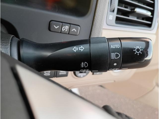 クラウン ロイヤルサルーンi-Four Uパッケージ☆4WD☆ ☆サンルーフ☆メーカーナビ☆フルセグTV☆Bluetooth☆バックカメラ☆本革シート☆パワーシート☆シートベンチレーション☆シートヒーター☆スマートキー2個☆プッシュスタート☆ドラレコ☆ETC☆(39枚目)