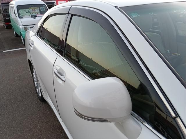 クラウン ロイヤルサルーンi-Four Uパッケージ☆4WD☆ ☆サンルーフ☆メーカーナビ☆フルセグTV☆Bluetooth☆バックカメラ☆本革シート☆パワーシート☆シートベンチレーション☆シートヒーター☆スマートキー2個☆プッシュスタート☆ドラレコ☆ETC☆(67枚目)