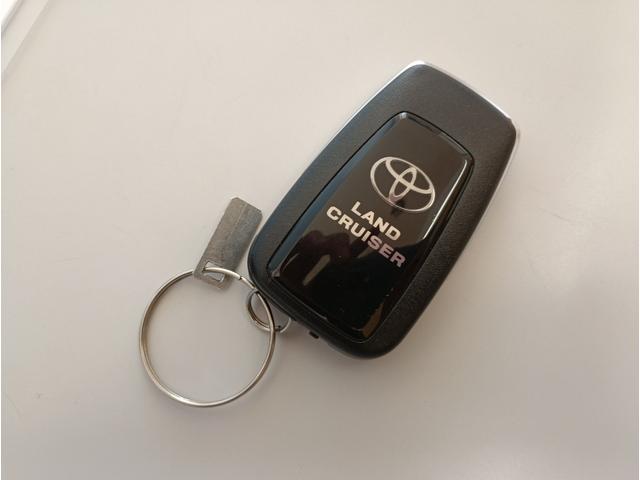 ランドクルーザープラド TX☆4WD☆禁煙☆5人乗り仕様☆サンルーフ☆ ☆サンルーフ☆SDナビ☆フルセグTV☆Bluetooth☆バックカメラ☆トヨタセーフティセンス☆レーダークルーズ☆クリアランスソナー☆ETC☆ドラレコ☆LEDヘッドライト&フォグ☆2nd発進モード☆(8枚目)