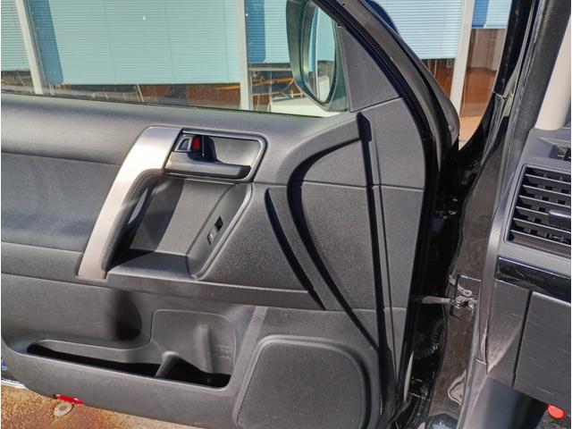 ランドクルーザープラド TX☆4WD☆禁煙☆5人乗り仕様☆サンルーフ☆ ☆サンルーフ☆SDナビ☆フルセグTV☆Bluetooth☆バックカメラ☆トヨタセーフティセンス☆レーダークルーズ☆クリアランスソナー☆ETC☆ドラレコ☆LEDヘッドライト&フォグ☆2nd発進モード☆(45枚目)