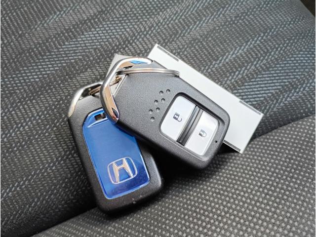 シャトル ハイブリッド ホンダセンシング☆禁煙☆修復歴無☆ ☆純正ナビ☆Bluetooth☆バックカメラ☆ホンダセンシング☆レーダークルーズ☆ETC☆スマートキー2個☆プッシュスタート☆LDW☆プラズマクラスター付AAC☆先行車発進お知らせ機能☆禁煙☆修復歴無(7枚目)