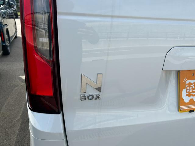 Ｎ－ＢＯＸ ベースグレード　ホンダセンシング　ナビ　左パワースライドドア　４ＷＤ　シートヒーター　アイドリングストップ　オートエアコン　プッシュスタート　横滑り防止装置　電動格納ミラー（12枚目）