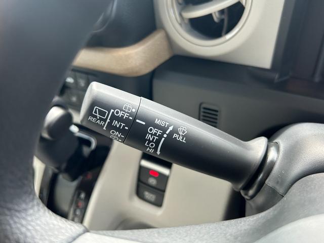 Ｎ－ＢＯＸ ベースグレード　ホンダセンシング　ナビ　左パワースライドドア　４ＷＤ　シートヒーター　アイドリングストップ　オートエアコン　プッシュスタート　横滑り防止装置　電動格納ミラー（37枚目）