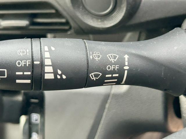デイズ Ｓ　運転席エアバッグ　ｉ－ＳＴＯＰ　コーナーソナー　横滑り防止装置付　助手席エアバッグ　キーレスエントリーシステム　カーテンエアバック　オートハイビーム　エアコン　ＰＷ　ＰＳ　ベンチシート　オートライト（10枚目）