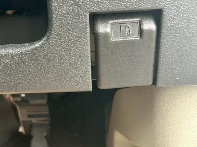 デイズ Ｓ　運転席エアバッグ　ｉ－ＳＴＯＰ　コーナーソナー　横滑り防止装置付　助手席エアバッグ　キーレスエントリーシステム　カーテンエアバック　オートハイビーム　エアコン　ＰＷ　ＰＳ　ベンチシート　オートライト（13枚目）