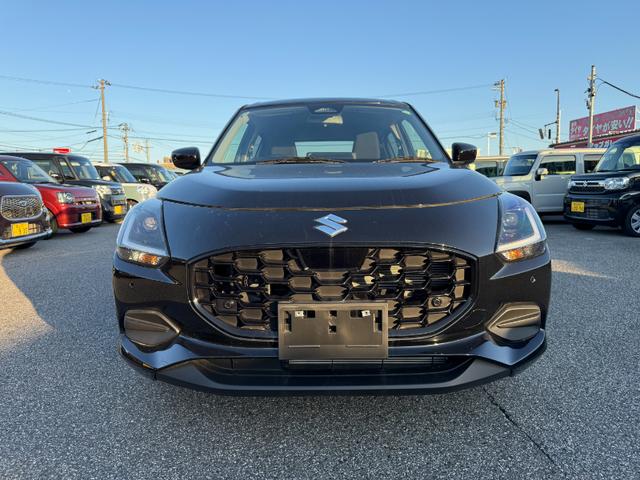 スイフト XG 登録済未使用車 スマートキー オートエアコン 盗難防止 サイドエアバッグ 電動格納式ドアミラー 横滑り防止 パワーステアリング パワーウインドウ エアコン エアバッグ ABS オートライト キーフリー(3枚目)