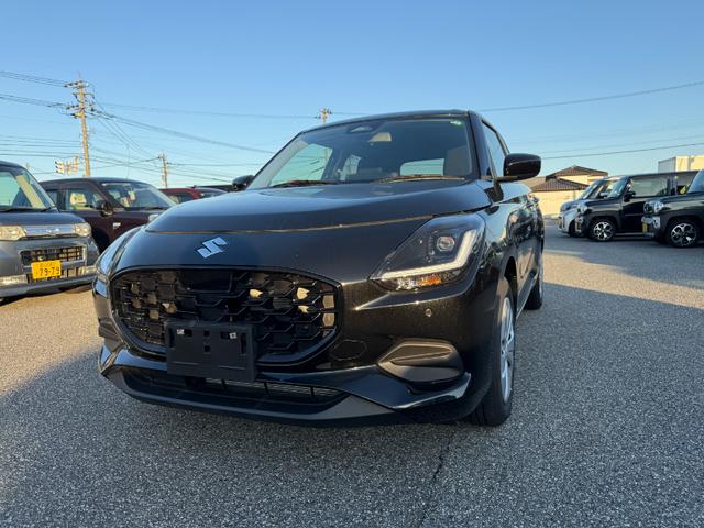 スイフト XG 登録済未使用車 スマートキー オートエアコン 盗難防止 サイドエアバッグ 電動格納式ドアミラー 横滑り防止 パワーステアリング パワーウインドウ エアコン エアバッグ ABS オートライト キーフリー(6枚目)