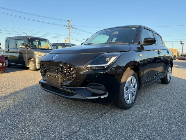 スイフト XG 登録済未使用車 スマートキー オートエアコン 盗難防止 サイドエアバッグ 電動格納式ドアミラー 横滑り防止 パワーステアリング パワーウインドウ エアコン エアバッグ ABS オートライト キーフリー(8枚目)