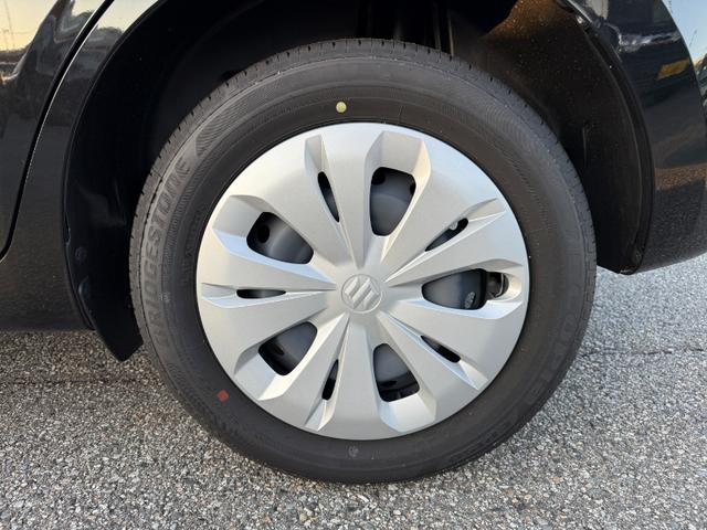 スイフト XG 登録済未使用車 スマートキー オートエアコン 盗難防止 サイドエアバッグ 電動格納式ドアミラー 横滑り防止 パワーステアリング パワーウインドウ エアコン エアバッグ ABS オートライト キーフリー(28枚目)