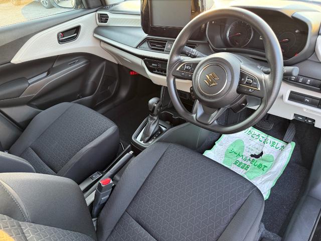 スイフト XG 登録済未使用車 スマートキー オートエアコン 盗難防止 サイドエアバッグ 電動格納式ドアミラー 横滑り防止 パワーステアリング パワーウインドウ エアコン エアバッグ ABS オートライト キーフリー(40枚目)