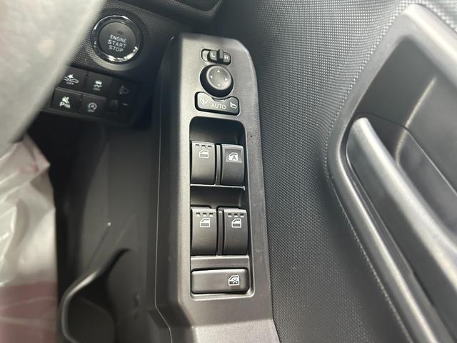 タフト X 届出済未使用車 AAC PS PW キーレス スマート 集中D コーナー 寒冷 WエアB SAB ABS ESC 盗難 イモビ Pガラス SR RH(41枚目)