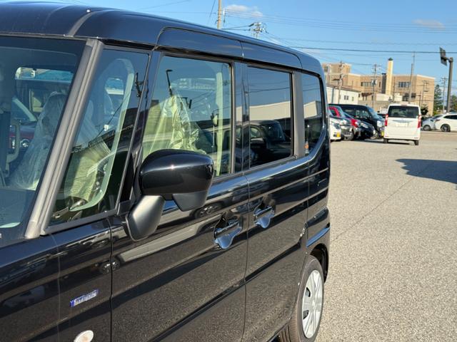 スペーシア ハイブリッドＸ　運転席エアバッグ　デュアルセンサーブレーキ　サイドエアバッグ　電格ミラー　運転席助手席エアバッグ　ＥＳＰ　スマートキー　リモコンキー　ベンチシート　パワーウィンドウ　フルオートエアコン　オートライト（15枚目）
