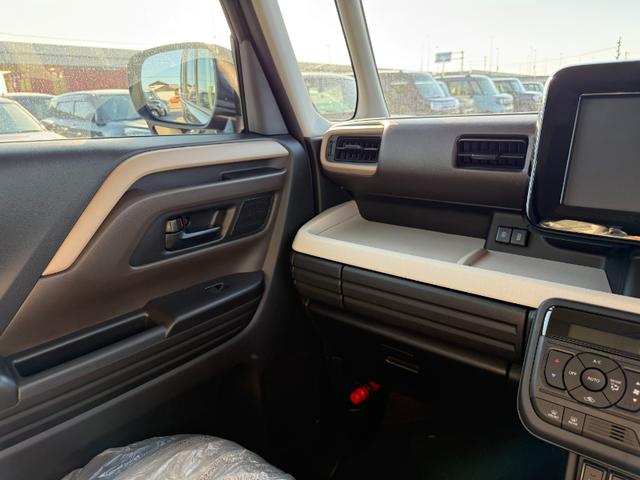 スペーシア ハイブリッドＸ　運転席エアバッグ　デュアルセンサーブレーキ　サイドエアバッグ　電格ミラー　運転席助手席エアバッグ　ＥＳＰ　スマートキー　リモコンキー　ベンチシート　パワーウィンドウ　フルオートエアコン　オートライト（39枚目）