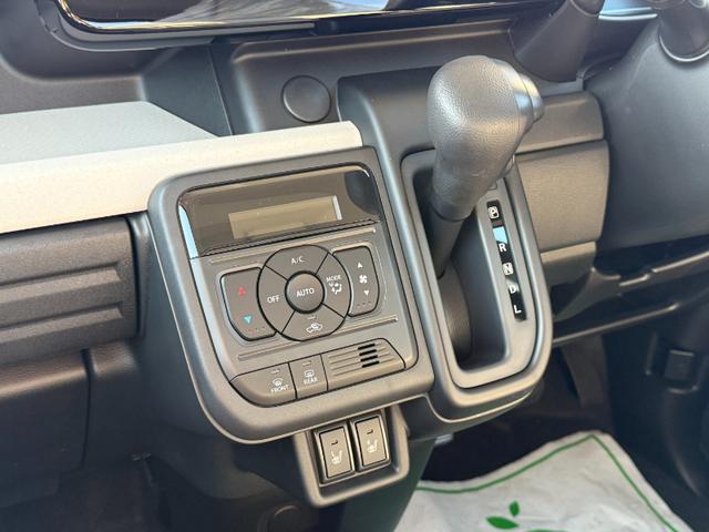 スペーシア ハイブリッドＸ　運転席エアバッグ　デュアルセンサーブレーキ　サイドエアバッグ　電格ミラー　運転席助手席エアバッグ　ＥＳＰ　スマートキー　リモコンキー　ベンチシート　パワーウィンドウ　フルオートエアコン　オートライト（47枚目）
