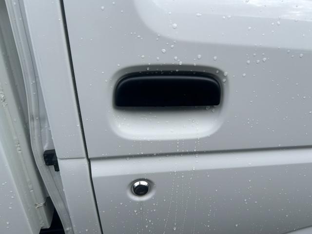 キャリイトラック バックモニター 横滑り防止装置 クリアランスソナー 衝突被害軽減ブレーキ レーンアシスト エアコン(24枚目)