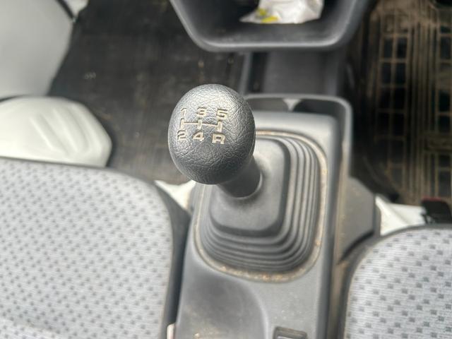 キャリイトラック バックモニター 横滑り防止装置 クリアランスソナー 衝突被害軽減ブレーキ レーンアシスト エアコン(30枚目)