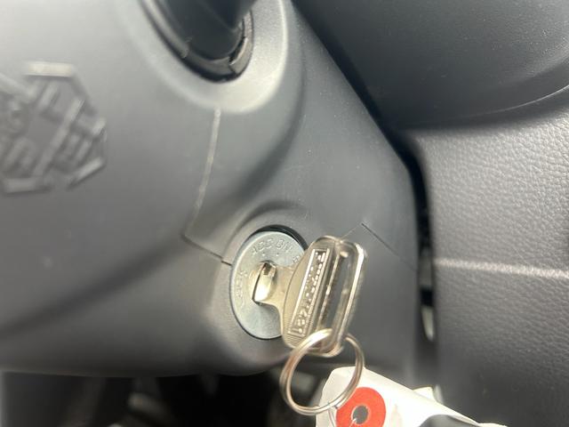 キャリイトラック バックモニター 横滑り防止装置 クリアランスソナー 衝突被害軽減ブレーキ レーンアシスト エアコン(33枚目)