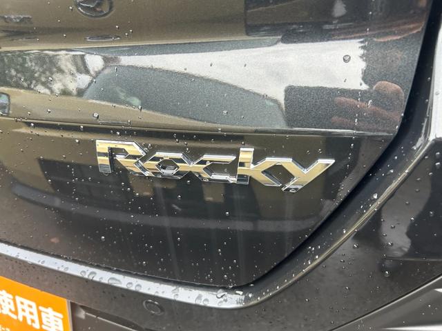 ロッキー オートエアコン プッシュスタート アルミホイール 盗難防止システム 衝突被害軽減ブレーキ アイドリングストップ 横滑り防止装置 クリアランスソナー(12枚目)