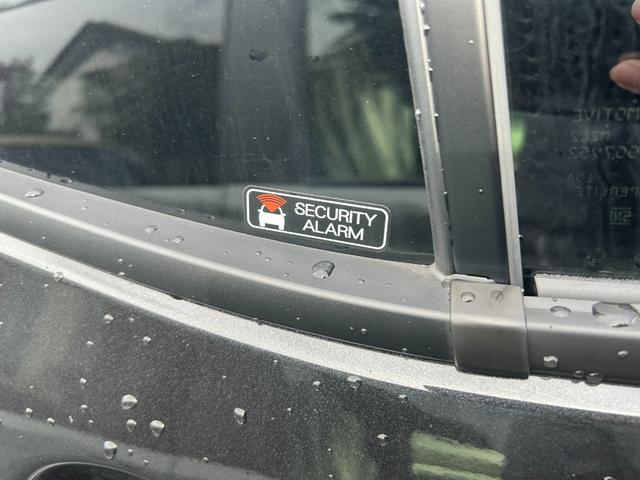 ロッキー オートエアコン プッシュスタート アルミホイール 盗難防止システム 衝突被害軽減ブレーキ アイドリングストップ 横滑り防止装置 クリアランスソナー(23枚目)