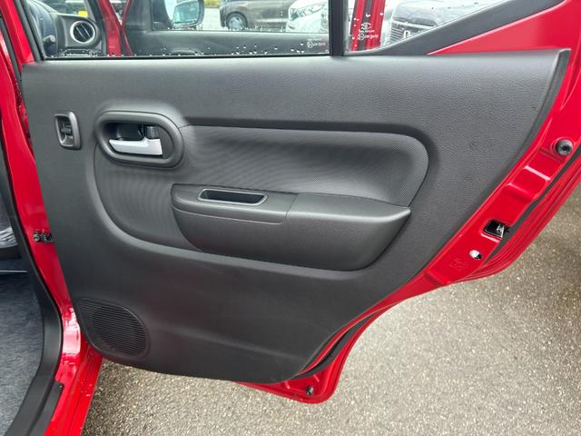 アルト ハイブリッドS デュアルカメラブレーキサポート ディスプレイオーディオ キーレスエントリー シートヒーター Bluetooth 衝突被害軽減ブレーキ アイドリングストップ 横滑り防止装置(35枚目)