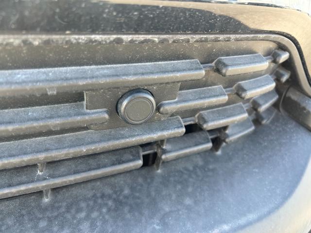 シエンタ 　オートエアコン　横滑り防止装置　オートライト　プッシュスタート　片側電動スライドドア　電動格納ミラー（6枚目）