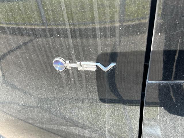 シエンタ 　オートエアコン　横滑り防止装置　オートライト　プッシュスタート　片側電動スライドドア　電動格納ミラー（14枚目）