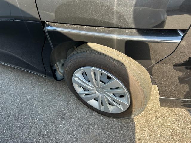 トール Ｘ　エアコン　オートライト　片側電動スライドドア　プッシュスタート　衝突被害軽減ブレーキ　アイドリングストップ　横滑り防止装置　クリアランスソナー（18枚目）