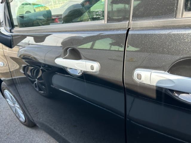 トール Ｘ　エアコン　オートライト　片側電動スライドドア　プッシュスタート　衝突被害軽減ブレーキ　アイドリングストップ　横滑り防止装置　クリアランスソナー（20枚目）