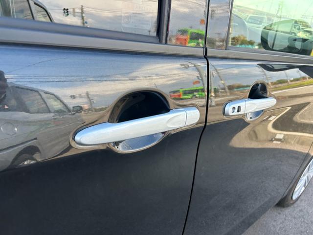 トール Ｘ　エアコン　オートライト　片側電動スライドドア　プッシュスタート　衝突被害軽減ブレーキ　アイドリングストップ　横滑り防止装置　クリアランスソナー（25枚目）