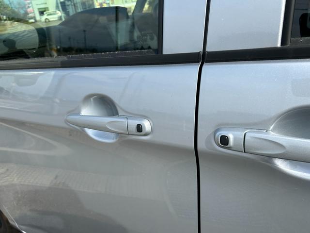 ルーミー Ｘ　エアコン　ＰＳ　ＰＷ　スマートキー　集中Ｄ　電動スライドドア　フルセグ　バックモニター　Ｗエアバッグ　ＡＢＳ　ＥＳＣ　Ｐガラス　ＥＴＣ（16枚目）