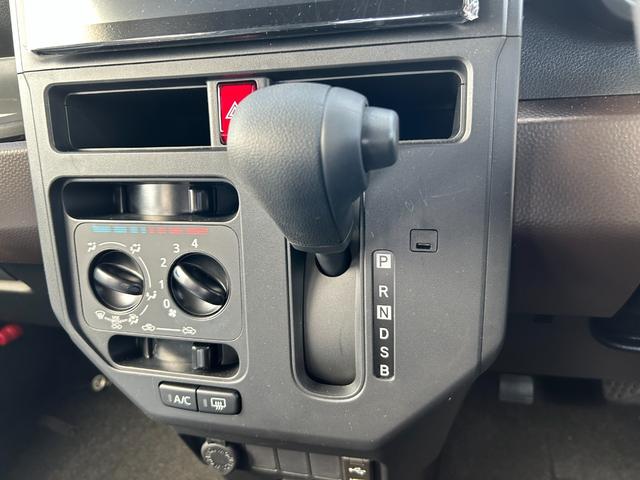 ルーミー Ｘ　エアコン　ＰＳ　ＰＷ　スマートキー　集中Ｄ　電動スライドドア　フルセグ　バックモニター　Ｗエアバッグ　ＡＢＳ　ＥＳＣ　Ｐガラス　ＥＴＣ（37枚目）