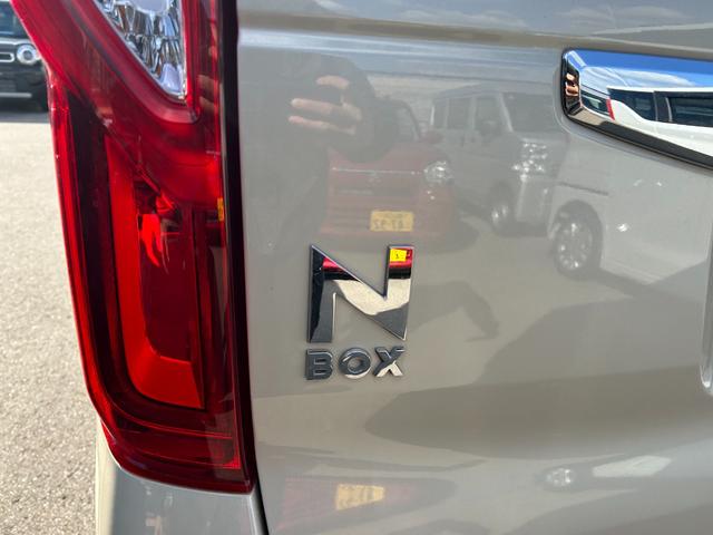 N-BOX Gホンダセンシング 前後ドラレコ 純正ナビ バックカメラ オートエアコン アイドリングストップ ETC プッシュスタート 衝突被害軽減ブレーキ 横滑り防止装置(11枚目)