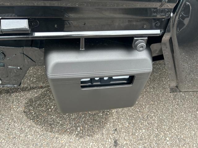 サンバートラック グランドキャブスマートアシスト 届出済未使用車 AC PS キーレス スマート 集中D 4WD コーナー 寒冷 WエアB ABS ESC イモビ Pガラス RH(24枚目)