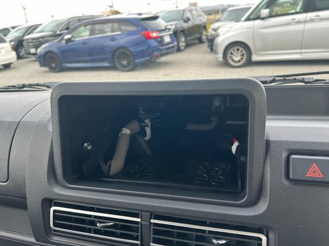 サンバートラック グランドキャブスマートアシスト 届出済未使用車 AC PS キーレス スマート 集中D 4WD コーナー 寒冷 WエアB ABS ESC イモビ Pガラス RH(29枚目)