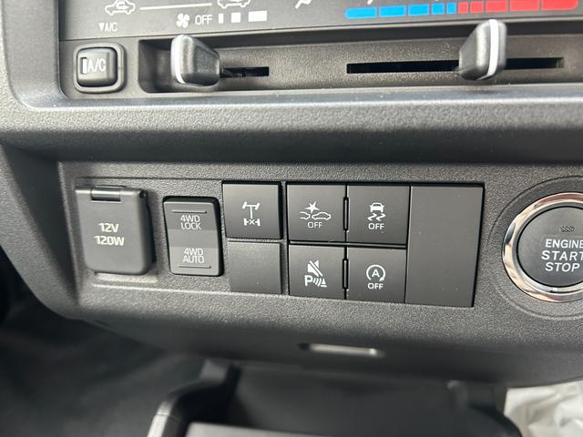 サンバートラック グランドキャブスマートアシスト 届出済未使用車 AC PS キーレス スマート 集中D 4WD コーナー 寒冷 WエアB ABS ESC イモビ Pガラス RH(32枚目)