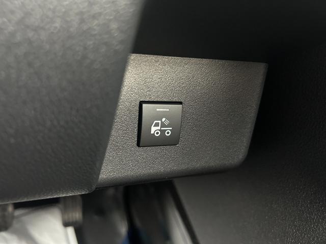 サンバートラック グランドキャブスマートアシスト 届出済未使用車 AC PS キーレス スマート 集中D 4WD コーナー 寒冷 WエアB ABS ESC イモビ Pガラス RH(37枚目)