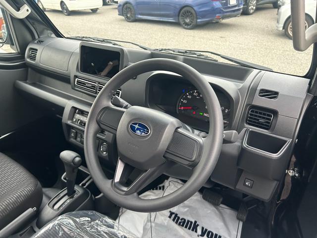 サンバートラック グランドキャブスマートアシスト 届出済未使用車 AC PS キーレス スマート 集中D 4WD コーナー 寒冷 WエアB ABS ESC イモビ Pガラス RH(41枚目)