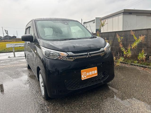 eKワゴン M エアコン PS PW キーレス 集中D 寒冷地仕様 Wエアバッグ ABS ESC シートヒーター ベンチシート Pガラス バックカメラ(3枚目)