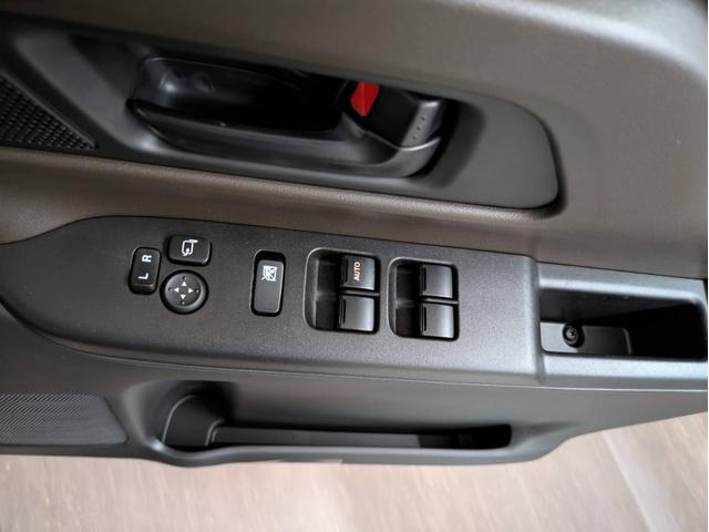 スペーシア ハイブリッドG 届出済未使用車 衝突被害軽減システム 盗難防止システム CVT オートライト アイドリングストップ オートエアコン LEDヘッドライト スマートキー ハイブリット(23枚目)