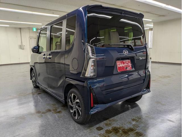 タント カスタムＸ　届出済未使用車　衝突被害軽減システム　盗難防止システム　アイドリングストップ　バックカメラ　シートヒーター　オートエアコン　ＬＥＤヘッドライト　スマートキー　両側電動スライドドア　純正ＡＷホイール（10枚目）