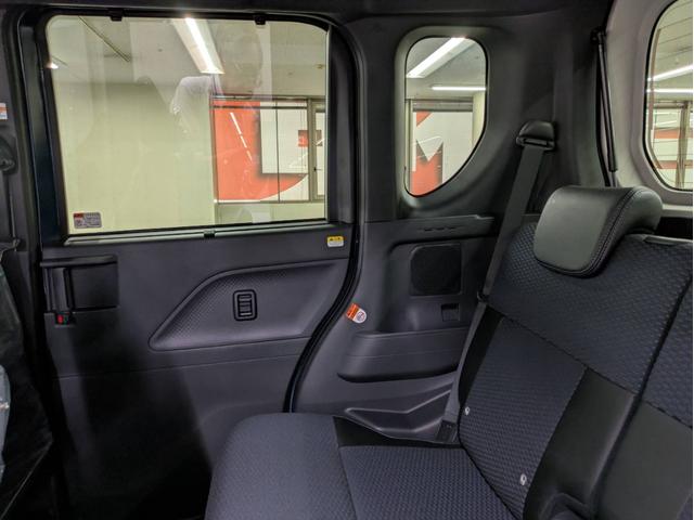 タント カスタムＸ　届出済未使用車　衝突被害軽減システム　盗難防止システム　アイドリングストップ　バックカメラ　シートヒーター　オートエアコン　ＬＥＤヘッドライト　スマートキー　両側電動スライドドア　純正ＡＷホイール（19枚目）