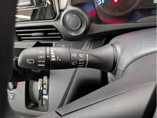 ｅＫワゴン Ｍ　ナビ付　衝突被害軽減システム　盗難防止システム　ＣＶＴ　オートライト　アイドリングストップ　シートヒーター　キーレスエントリー（32枚目）