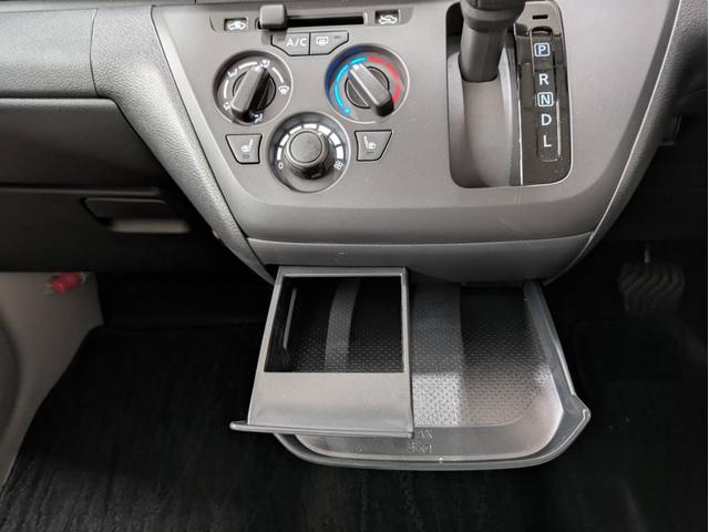 ｅＫワゴン Ｍ　ナビ付　衝突被害軽減システム　盗難防止システム　ＣＶＴ　オートライト　アイドリングストップ　シートヒーター　キーレスエントリー（38枚目）