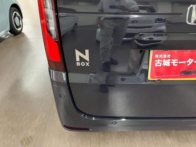 Ｎ－ＢＯＸ ベースグレード　届出済未使用車　衝突被害軽減システム　盗難防止システム　アイドリングストップ　バックカメラ　シートヒーター　オートエアコン　ＬＥＤヘッドライト　スマートキー　電動スライド　クルーズコントロール（14枚目）