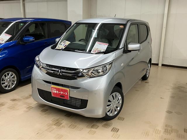 ｅＫワゴン Ｍ　届出済未使用車　衝突被害軽減システム　盗難防止システム　ＣＶＴ　オートライト　アイドリングストップ　バックカメラ　シートヒーター　キーレスエントリー（3枚目）
